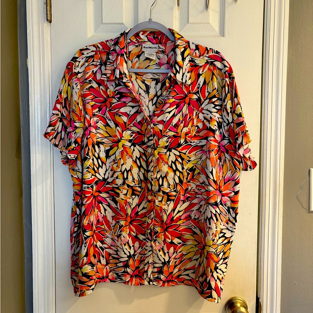 Vintage BonWorth Ladies Short Sleeve Floral button down Shirt Size XL Petite